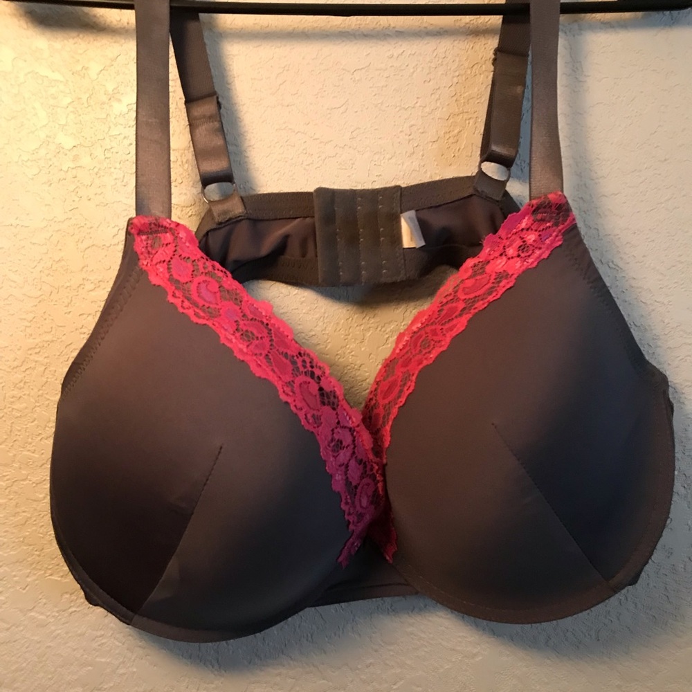 Bra 44DD  light padding & soft pushup